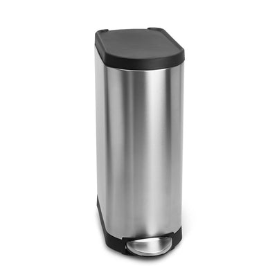 35 l schmaler Treteimer mit Plastikdeckel